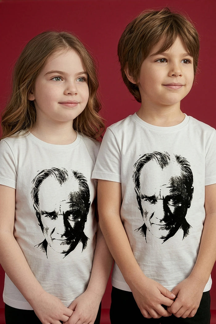Miniklere Özel Atatürk Tişörtü