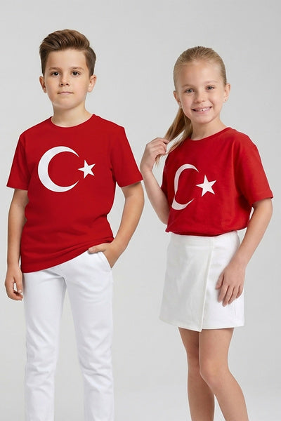 23 Nisan Bayrak Baskılı Çocuk Tişörtü